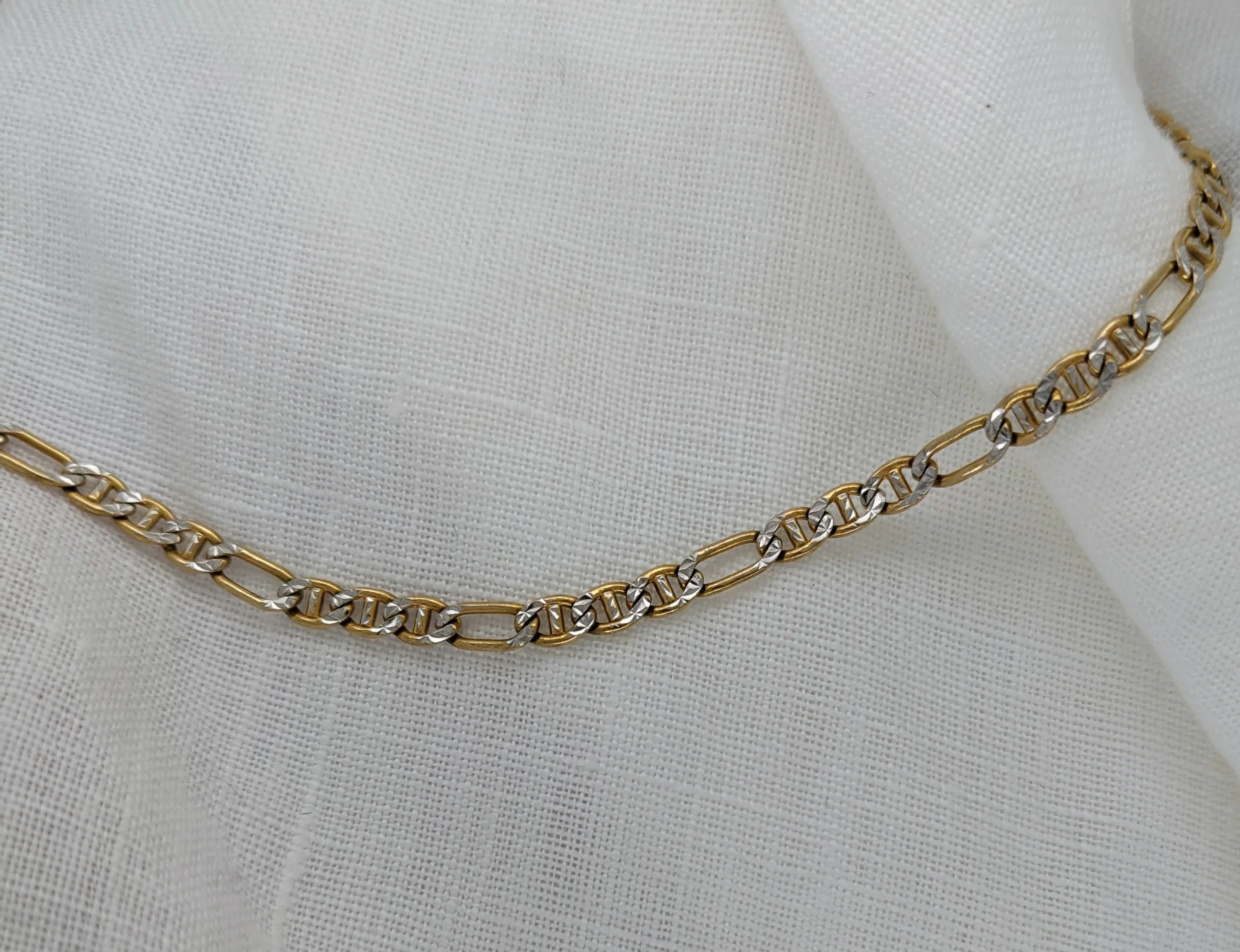 14k white best sale gold figaro chain
